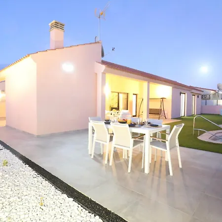 Golden Dunes Picasso Villa Madrid