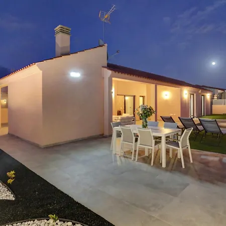 Villa Golden Dunes Picasso Madrid